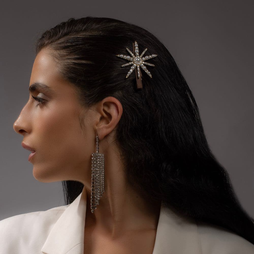 Crystal & Pearl Starburst Beak Clip